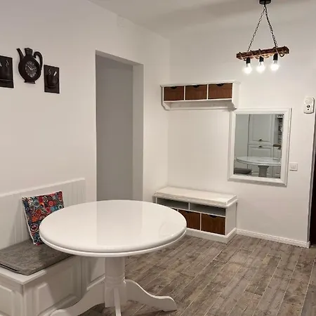 2 Apartamento Braşov